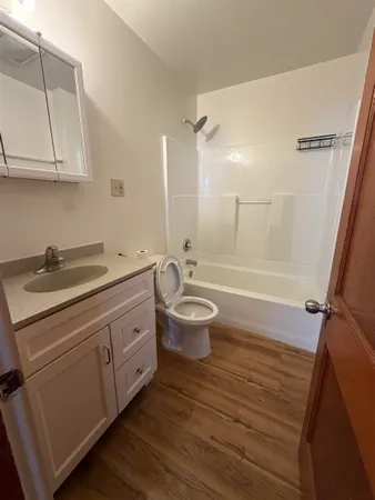 $2,600 | 84 Bowers Street, Nashua, NH 03060