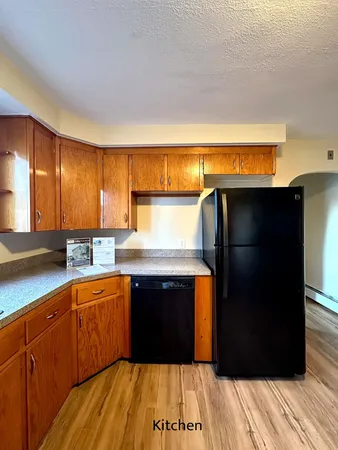 $2,600 | 84 Bowers Street, Nashua, NH 03060