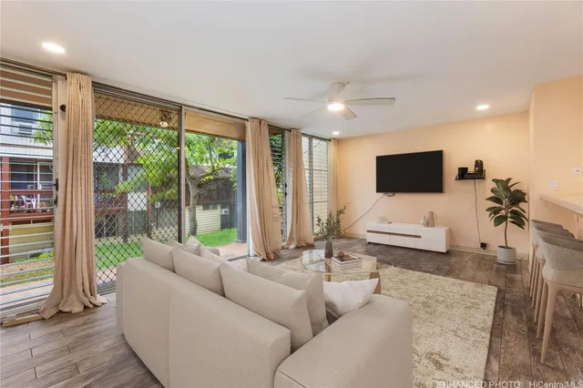$575,000 | 98-360 Koauka Loop, Unit 243, Aiea, HI 96701