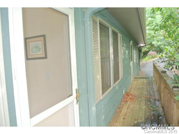 286 Cheulah Road Brevard, NC 28712 - Photo 1 of 4 Gallery Image 1