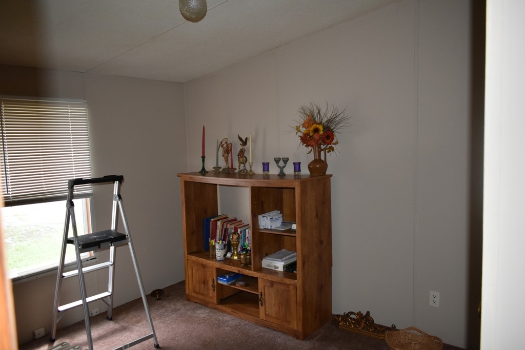 434 Hiwassee Road Lebanon, TN 37087 - Photo 3 of 11 a view of a room with workspace and a window