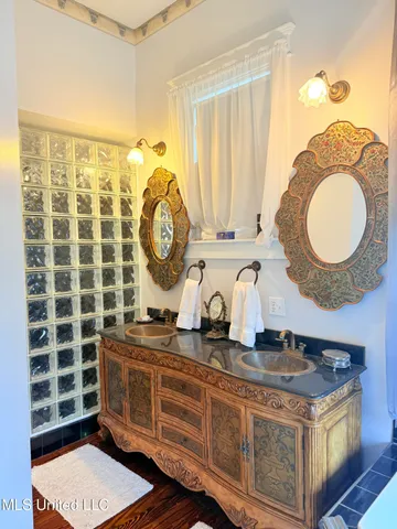 $779,000 | 5 Spruce Street, Oakland, MS 38948