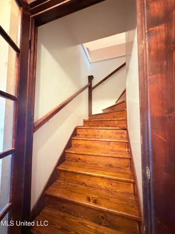 $779,000 | 5 Spruce Street, Oakland, MS 38948