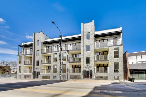 $5,200 | 5015 North Lincoln Avenue, Unit 3S, Chicago, IL 60625