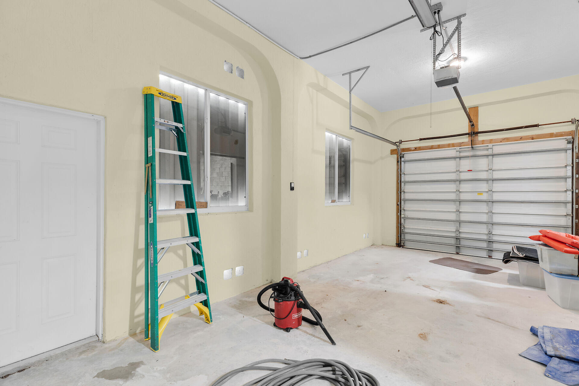 85 Ocean Shores Drive Key Largo, FL 33037 - Photo 30 of 77 Garage