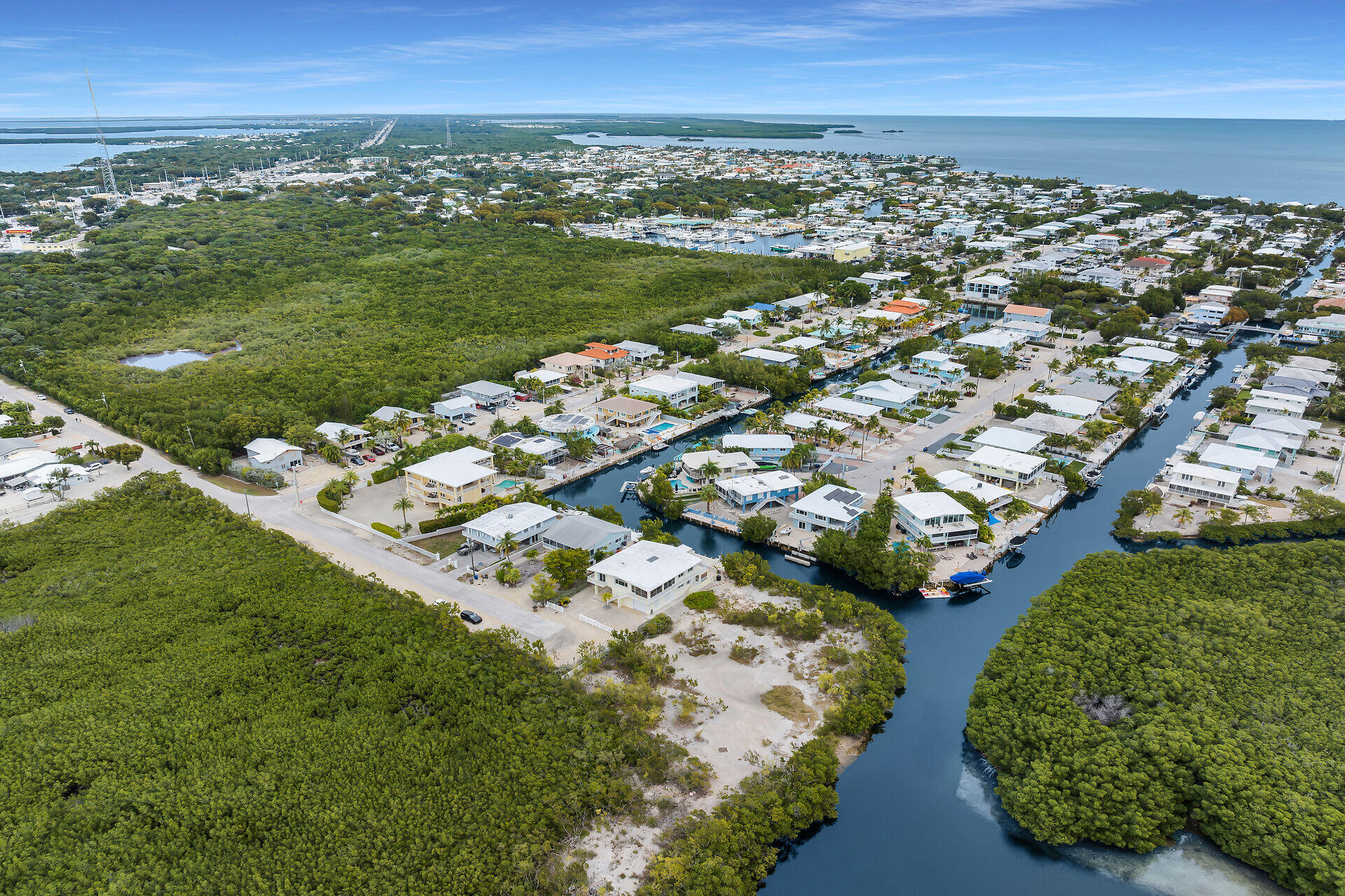 85 Ocean Shores Drive Key Largo, FL 33037 - Photo 7 of 77 virtual-tour-361316-mls-high-res-image-2