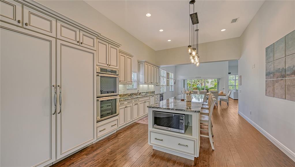 1145 Horizon View Drive Sarasota, FL 34242 - Photo 17 of 69