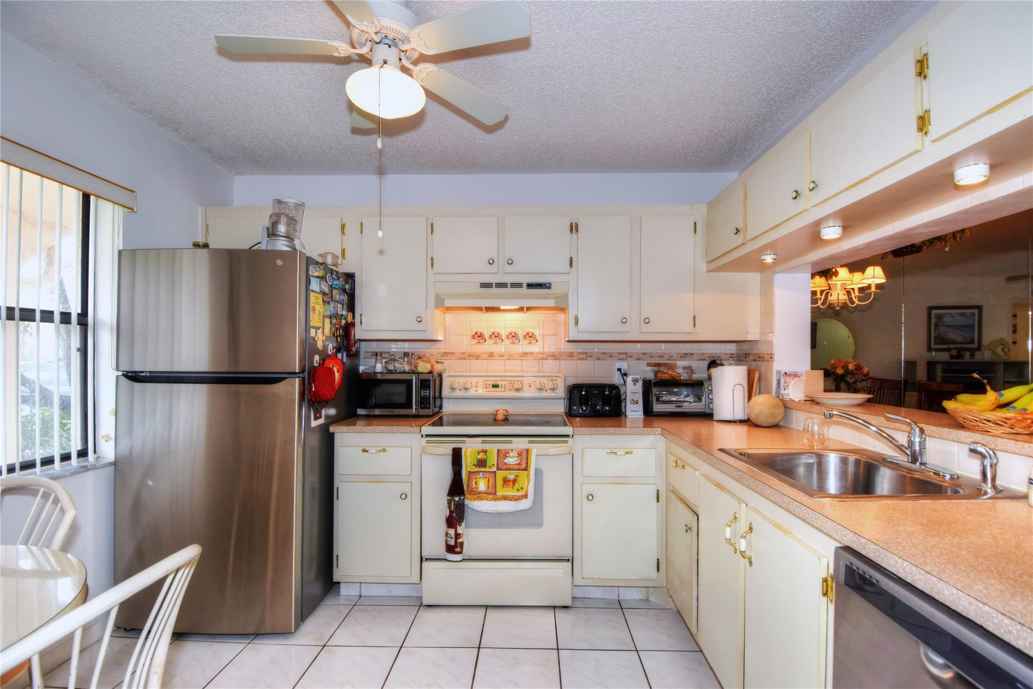 2204 O Palms Way, Unit 106 Boca Raton, FL 33431 - Photo 7 of 39 Photo 7