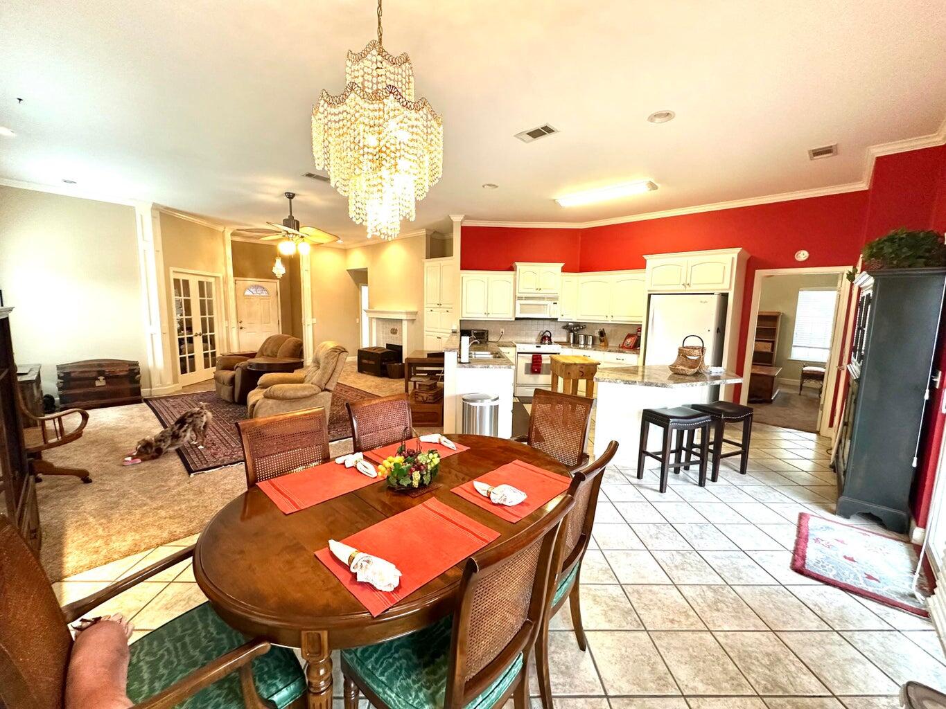 706 Joliet Street Plainview, TX 79072 - Photo 5 of 20 5