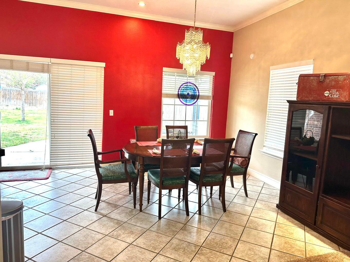 706 Joliet Street Plainview, TX 79072 - Photo 6 of 20 6