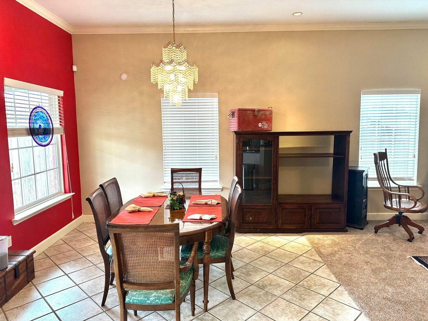 706 Joliet Street Plainview, TX 79072 - Photo 7 of 20 7