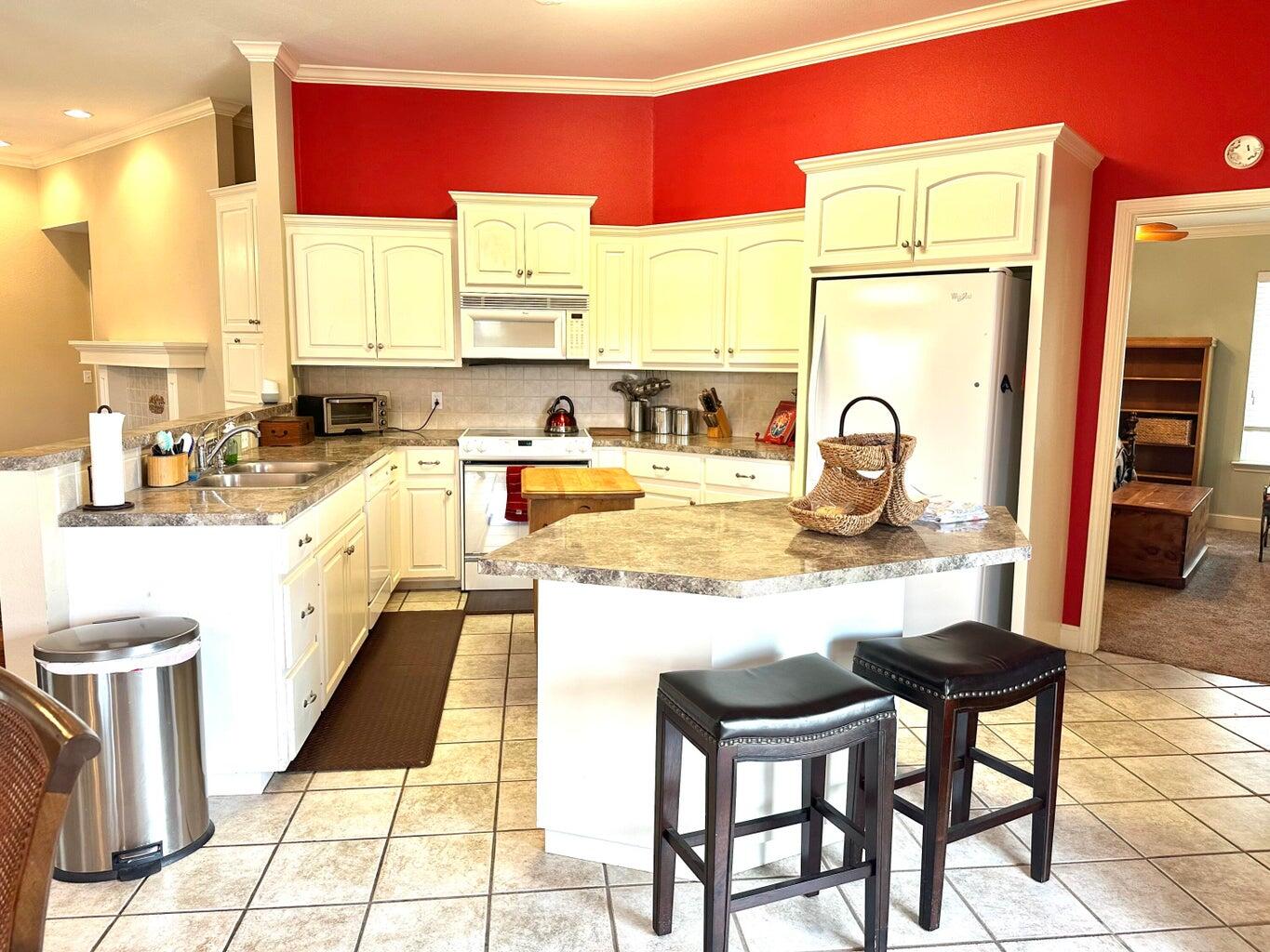 706 Joliet Street Plainview, TX 79072 - Photo 8 of 20 8