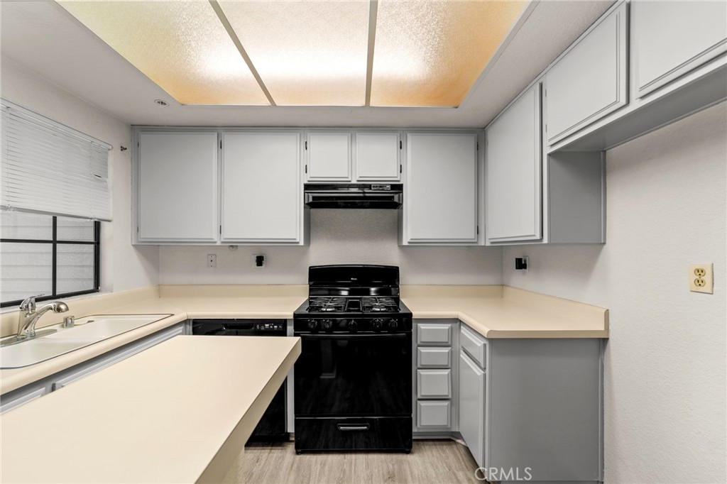 202 Evergreen Court Azusa, CA 91702 - Photo 7 of 31