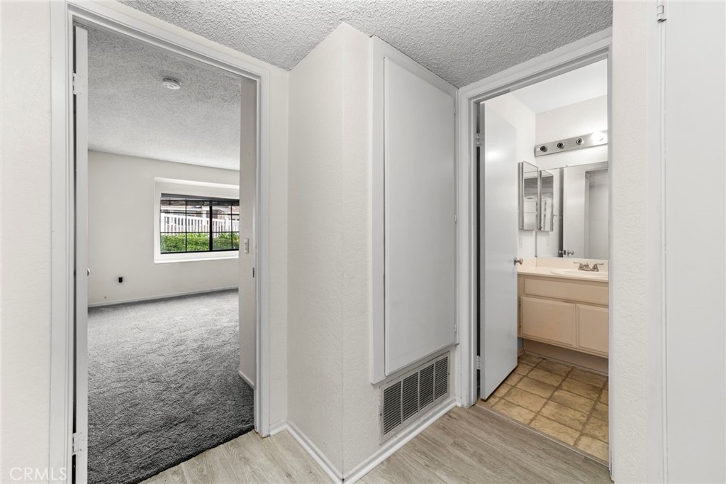 202 Evergreen Court Azusa, CA 91702 - Photo 10 of 31