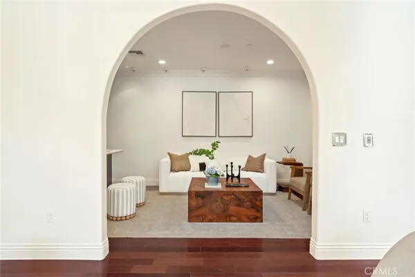 $1,499,900 | 3115 Ellington Drive, Los Angeles, CA 90068