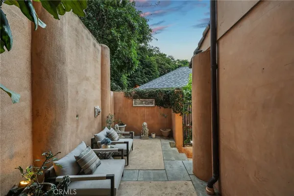 $1,499,900 | 3115 Ellington Drive, Los Angeles, CA 90068