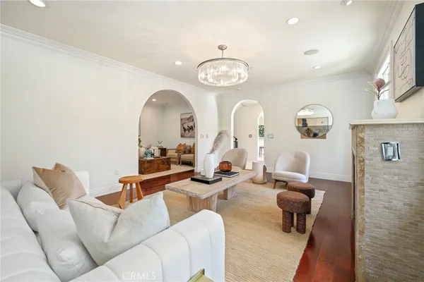 $1,499,900 | 3115 Ellington Drive, Los Angeles, CA 90068