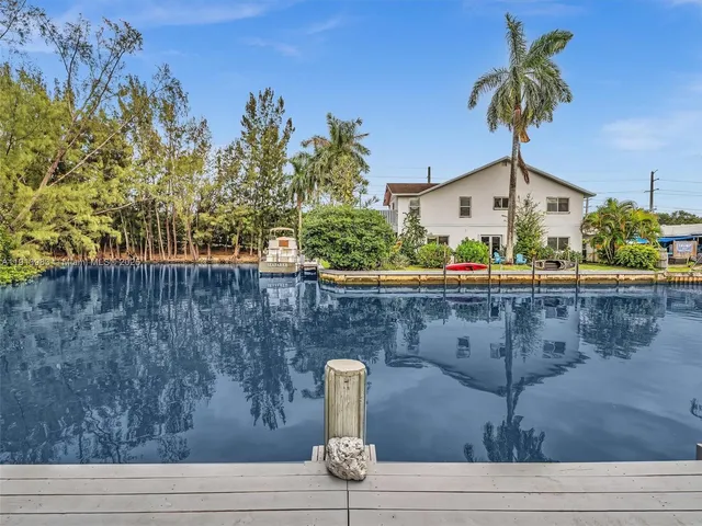 $4,150 | 4500 Southwest 42nd Terrace, Dania Beach, FL 33314