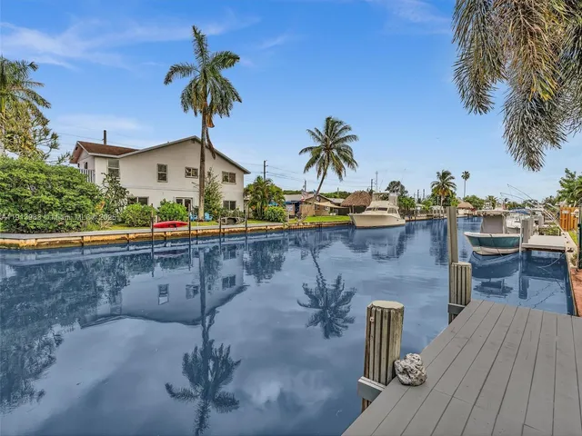 $4,150 | 4500 Southwest 42nd Terrace, Dania Beach, FL 33314