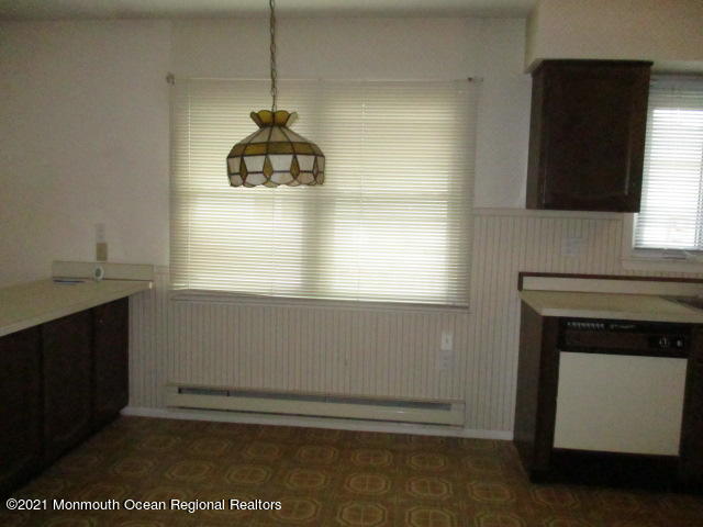 18 Abbey Road Brick, NJ 08723 - Photo 13 of 33 IMG_8740