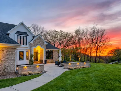 $1,449,000 | W307N2873 Fieldwood Drive, Delafield, WI 53072