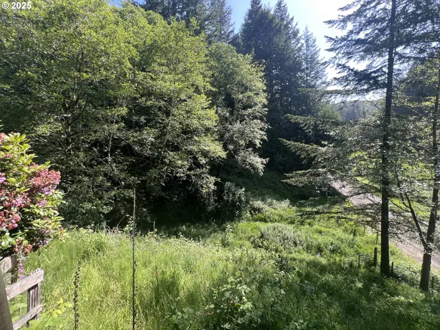 $150,000 | 95007 North Way Lane, North Bend, OR 97459