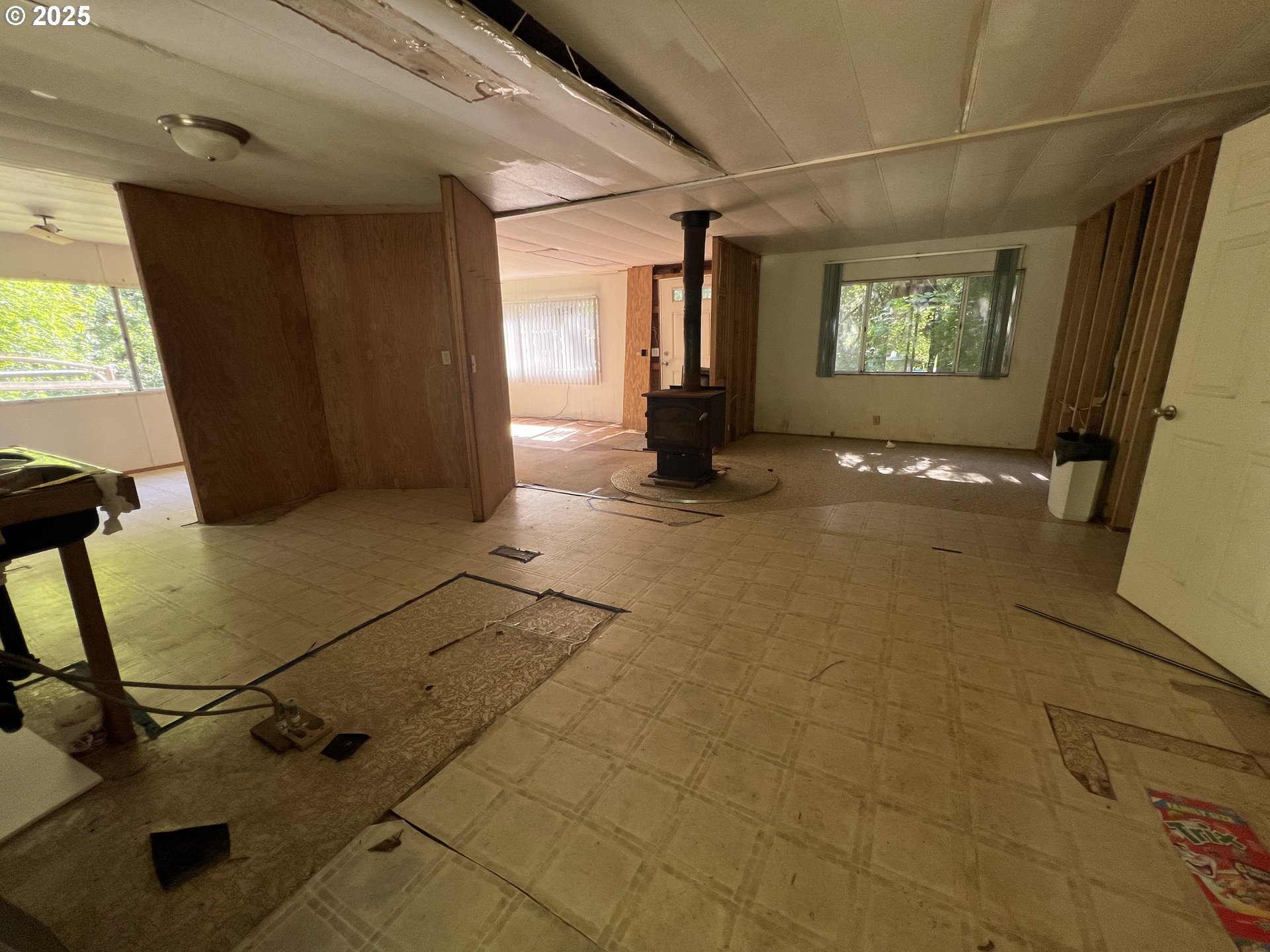 95007 North Way Lane North Bend, OR 97459 - Photo 2 of 19