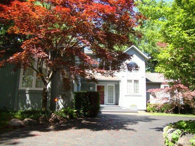 26315 Drake Road Farmington, MI 48331 - Photo 1 of 23 Contemporary masterpiece