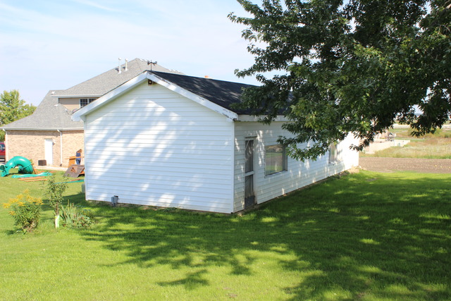 16909 South Gougar Road Lockport, IL 60441 - Photo 4 of 23