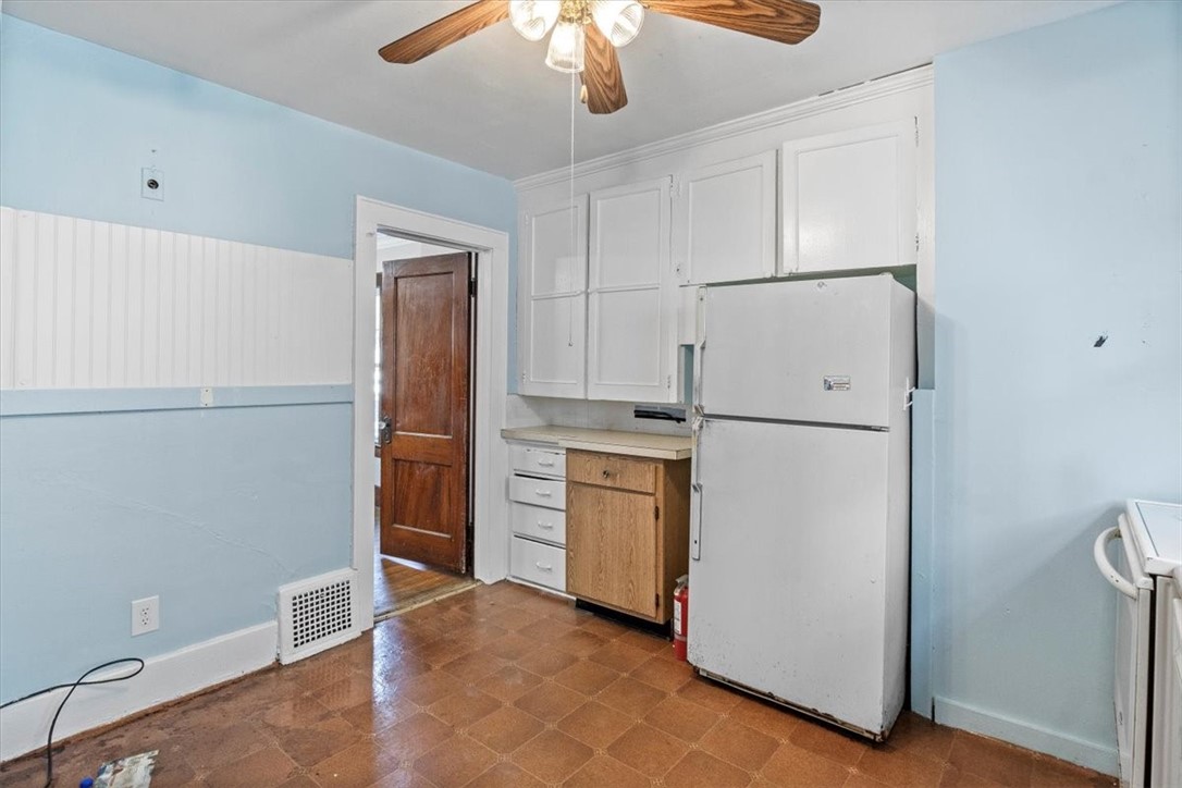 68 Edgeland Street Rochester, NY 14609 - Photo 14 of 28