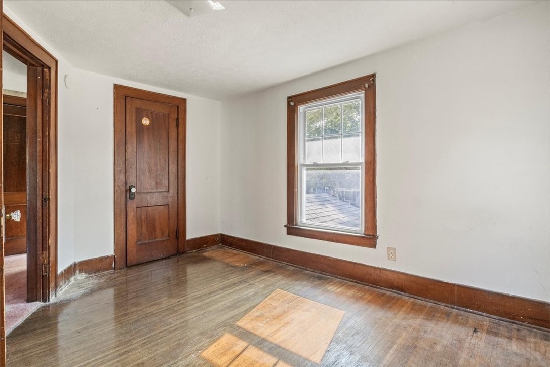 68 Edgeland Street Rochester, NY 14609 - Photo 19 of 28