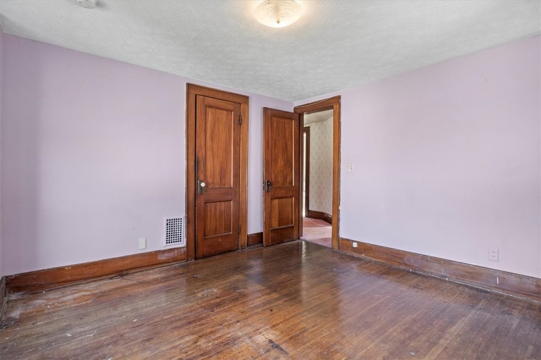 68 Edgeland Street Rochester, NY 14609 - Photo 21 of 28