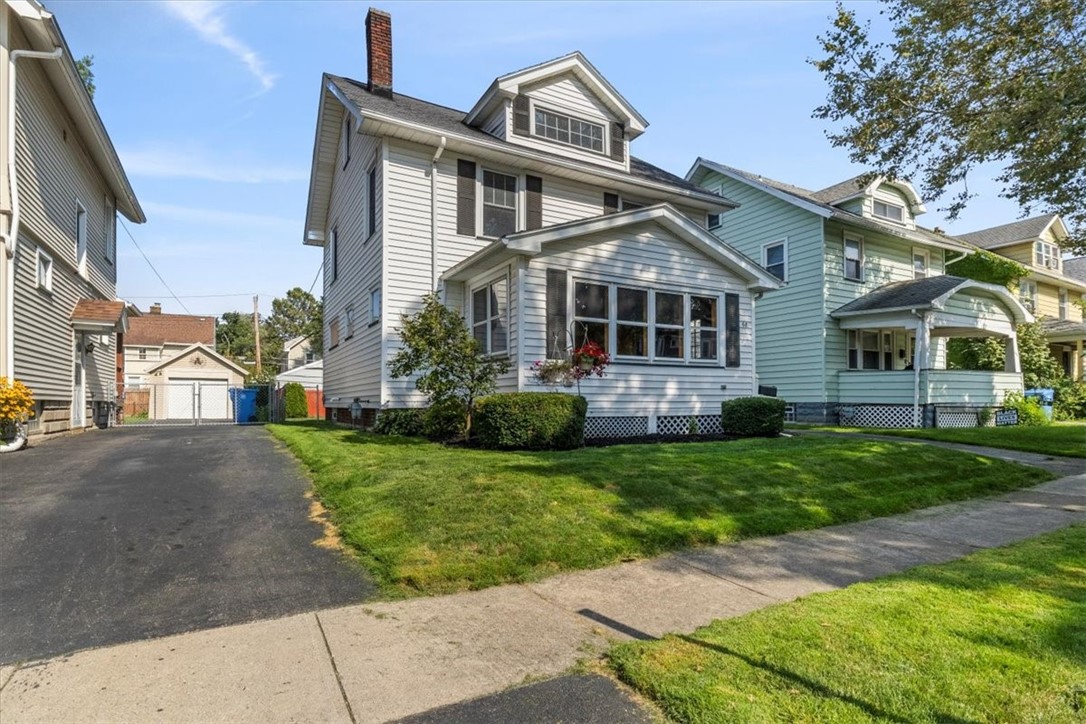 68 Edgeland Street Rochester, NY 14609 - Photo 3 of 28