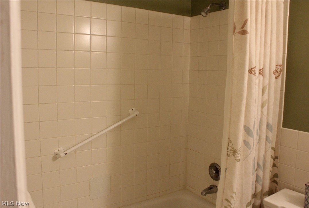 2109 Wooster Road, Unit 48 Rocky River, OH 44116 - Photo 21 of 29