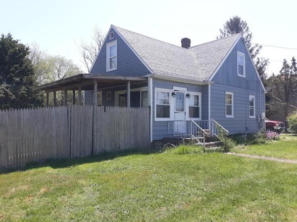 44 Calumet Road Fairhaven, MA 02719 - Photo 4 of 8 Gallery Image 4