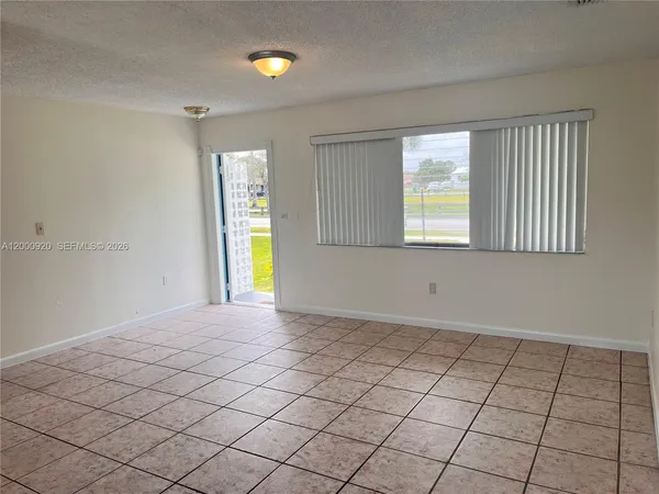 $3,000 | 20341 Southwest 117th Avenue, Miami, FL 33177