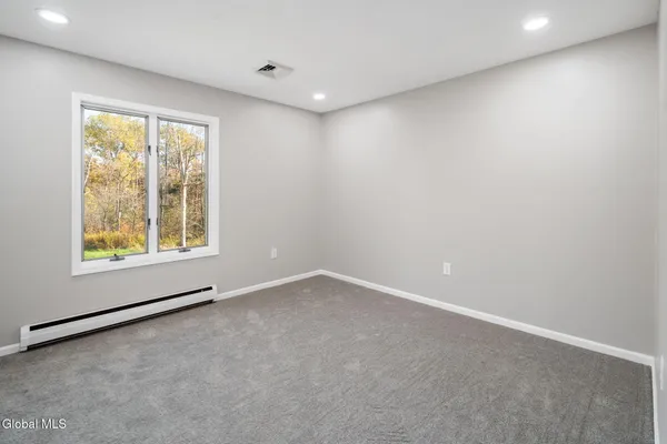 $600,000 | 200 Hinrichsen Heights Road, Coxsackie, NY 12051