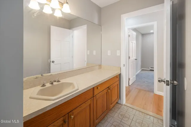 $600,000 | 200 Hinrichsen Heights Road, Coxsackie, NY 12051