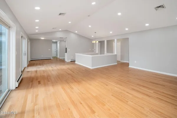 $600,000 | 200 Hinrichsen Heights Road, Coxsackie, NY 12051