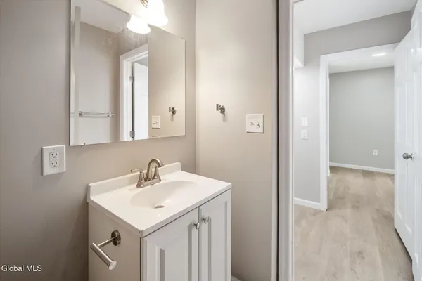 $600,000 | 200 Hinrichsen Heights Road, Coxsackie, NY 12051