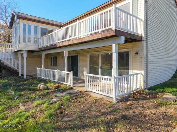 $600,000 | 200 Hinrichsen Heights Road, Coxsackie, NY 12051