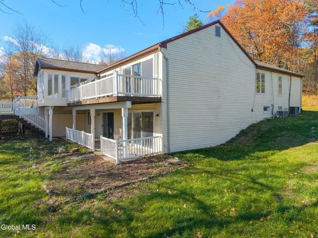 $600,000 | 200 Hinrichsen Heights Road, Coxsackie, NY 12051