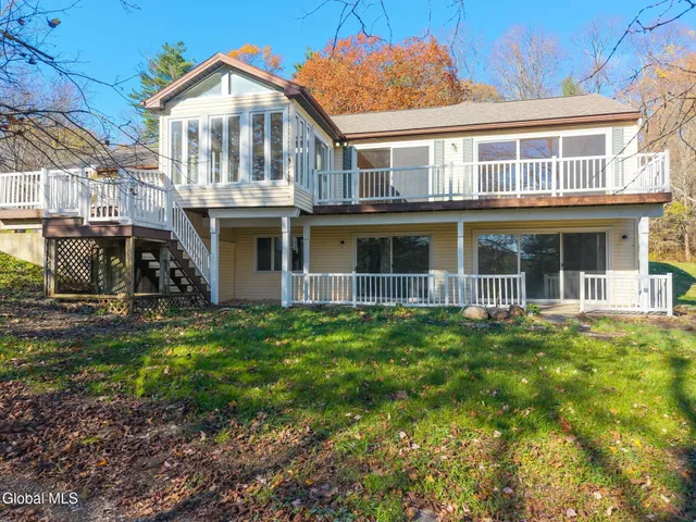 $600,000 | 200 Hinrichsen Heights Road, Coxsackie, NY 12051