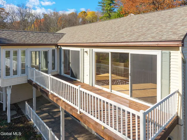 $600,000 | 200 Hinrichsen Heights Road, Coxsackie, NY 12051