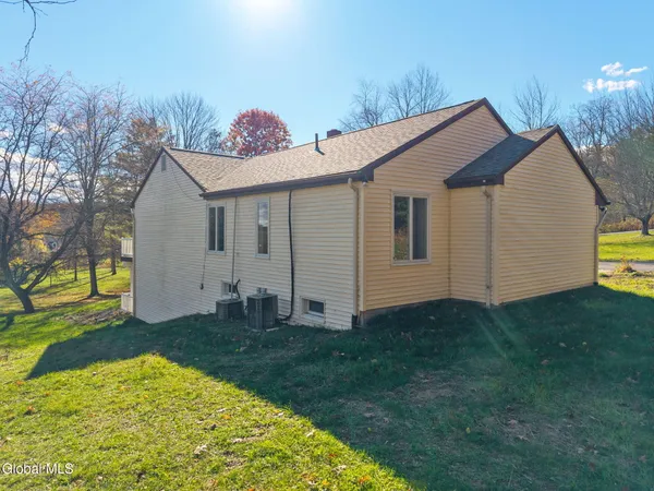 $600,000 | 200 Hinrichsen Heights Road, Coxsackie, NY 12051