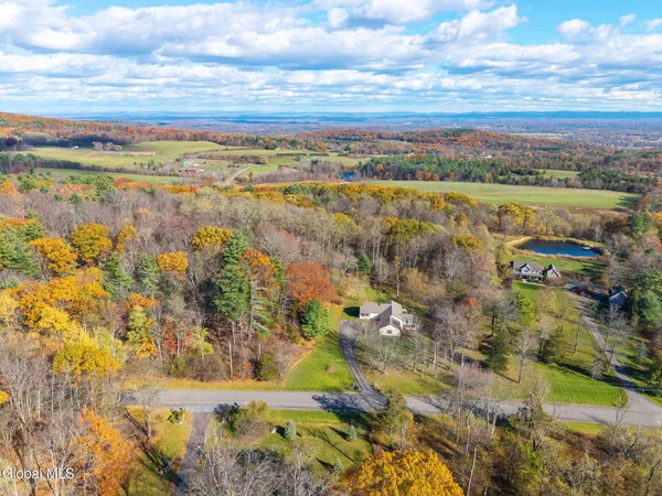 $600,000 | 200 Hinrichsen Heights Road, Coxsackie, NY 12051