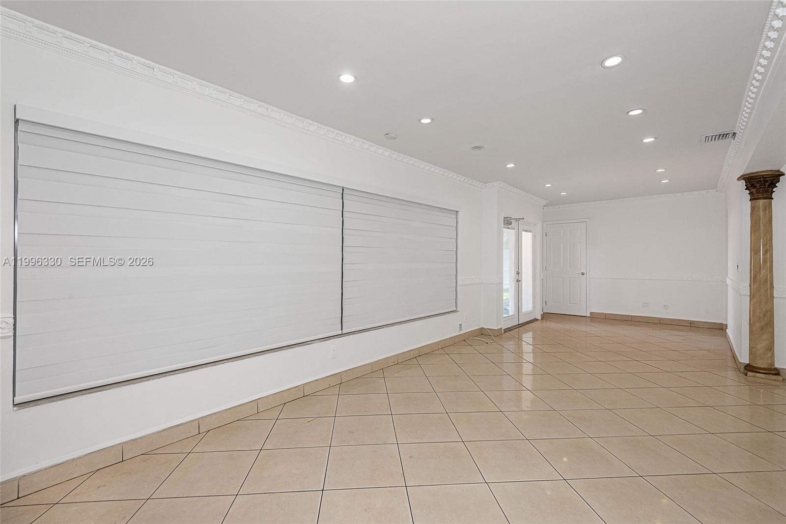 2545 Northeast 207th Street Miami, FL 33180 - Photo 5 of 32