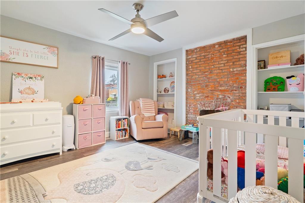 31 Harrison Street Pittsburgh, PA 15205 - Photo 21 of 27 a bed room with furniture and decor