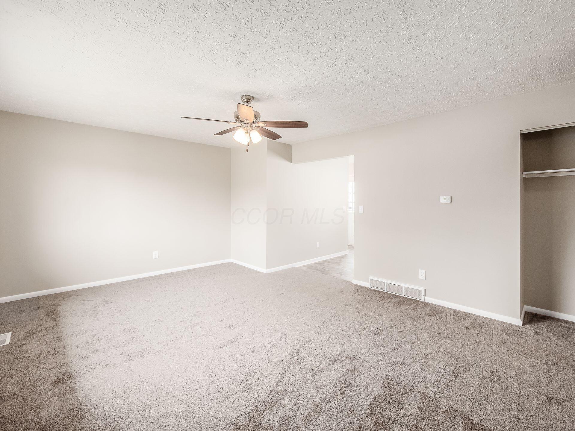 3180 Ridge Avenue Columbus, OH 43204 - Photo 10 of 34 006_Ave Columbus OH 43204 USA