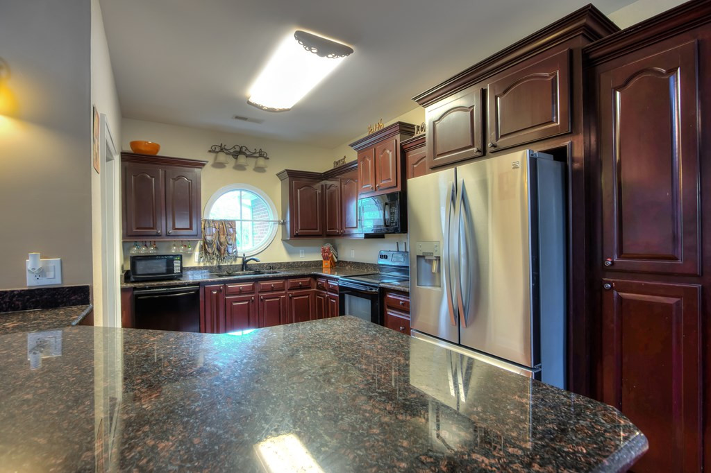 2842 Stratford Road Sumter, SC 29154 - Photo 11 of 37